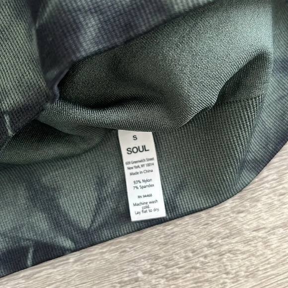 Soul Cycle Interval Sports Bra Urban Chic Dark Olive Black - Tie Dye small - Picture 4 of 4